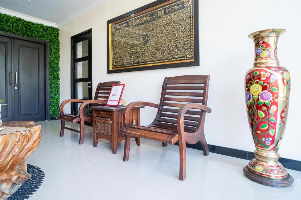 Reddoorz Syariah Near Marvel City Mall 2 Сурабая Екстер'єр фото