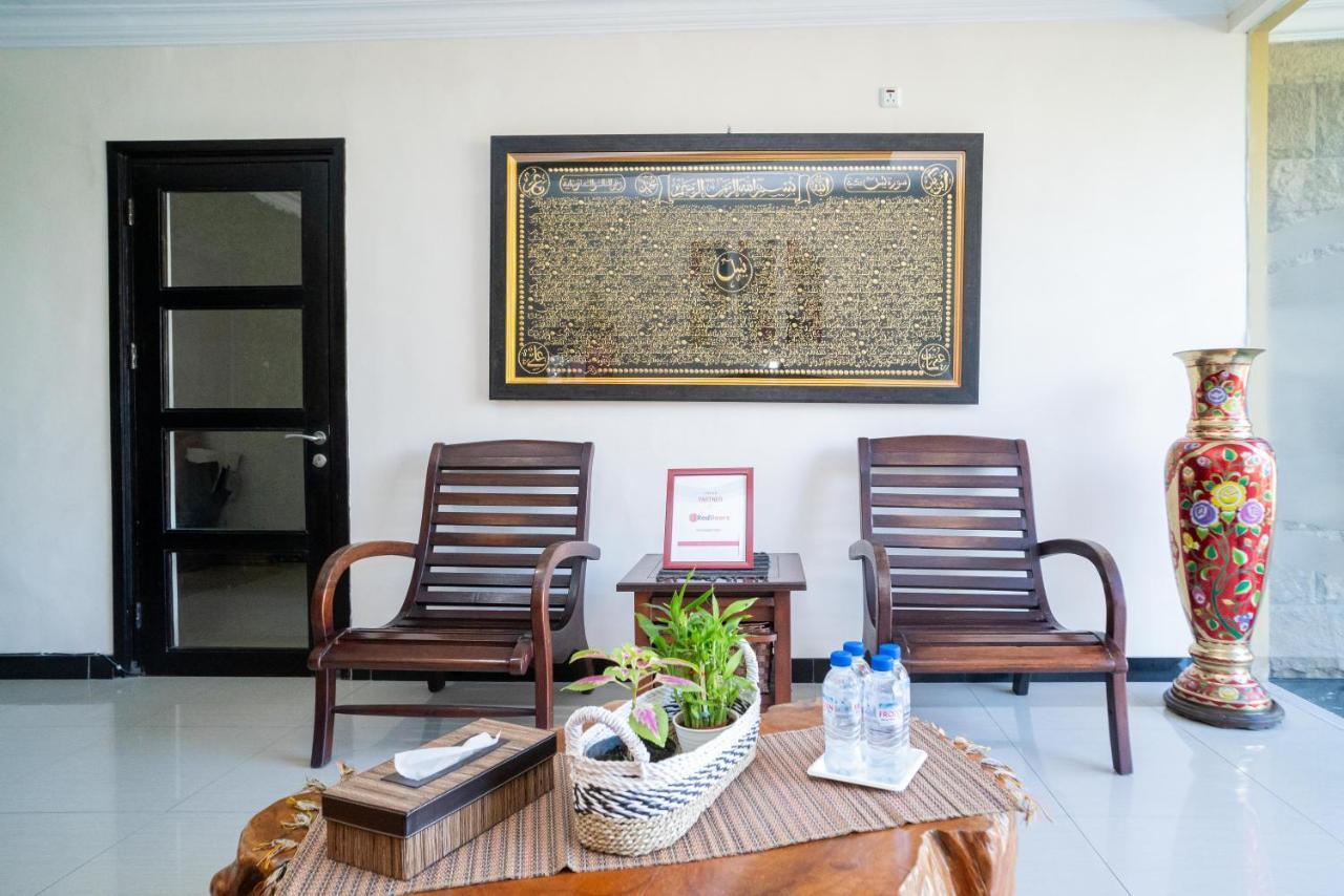 Reddoorz Syariah Near Marvel City Mall 2 Сурабая Екстер'єр фото